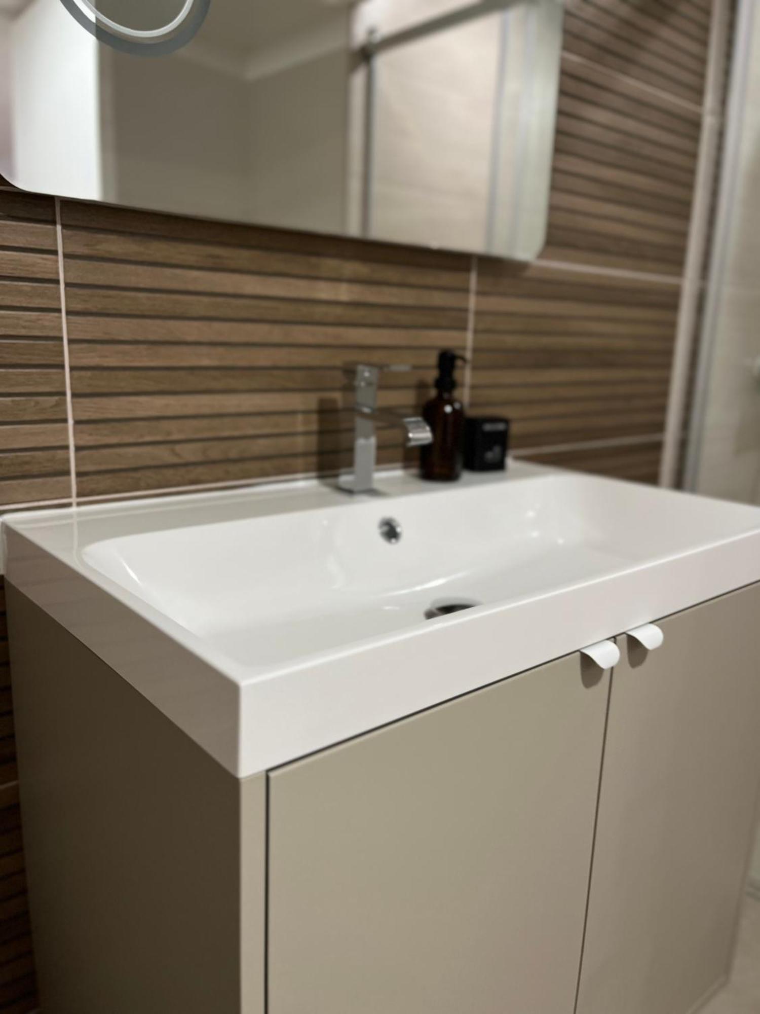 Duplex Raffine, Elegant & Climatise - La Mezz Apartment Ним Екстериор снимка