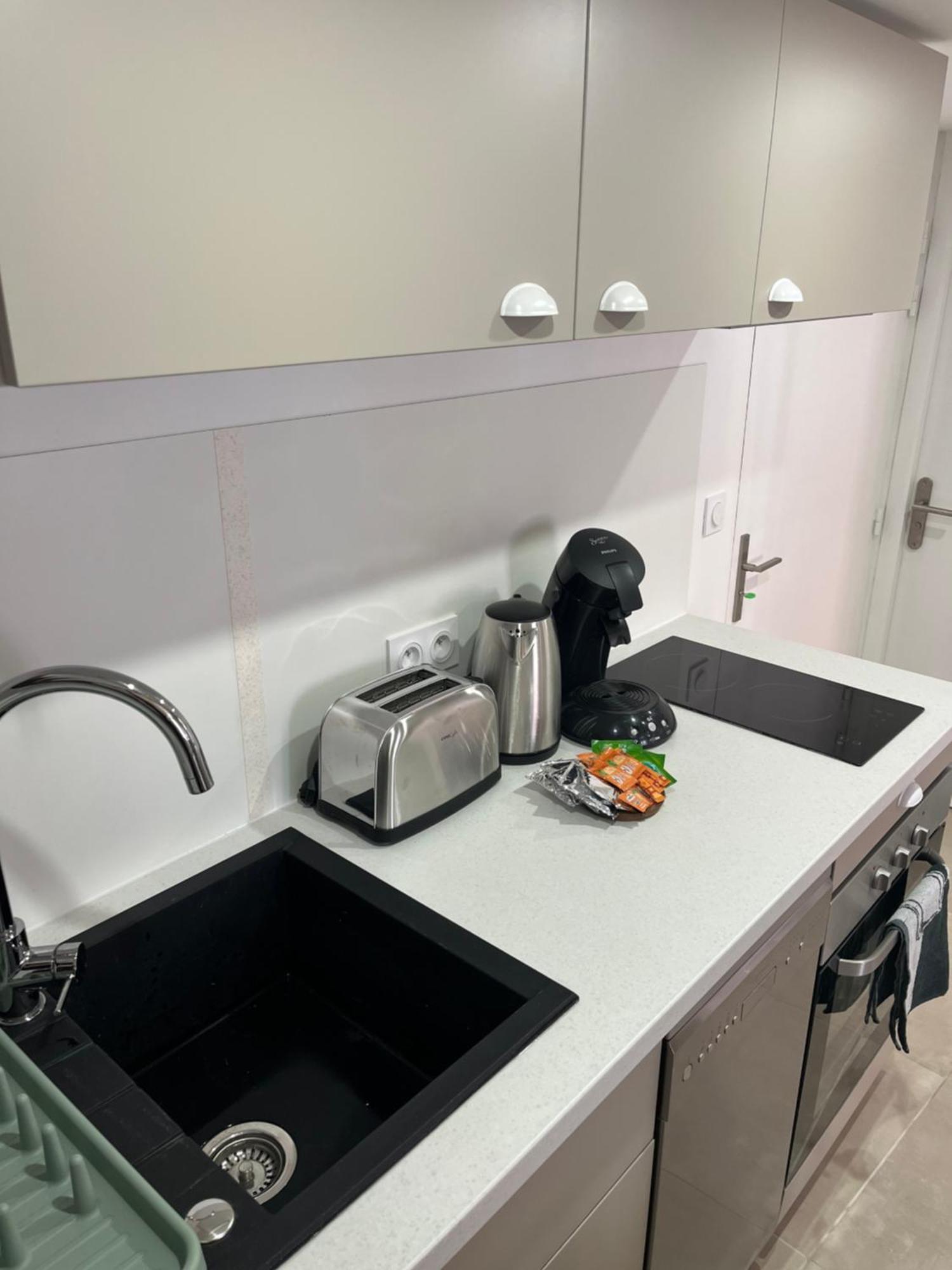 Duplex Raffine, Elegant & Climatise - La Mezz Apartment Ним Екстериор снимка